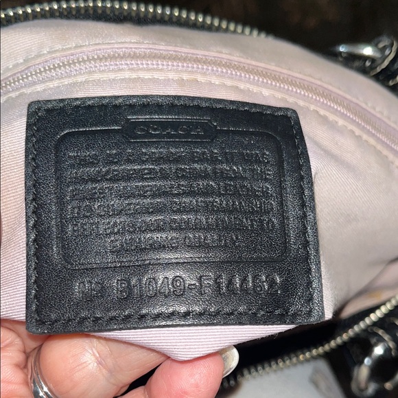 Coach Black and Cream Tote Bag - Picture 6 of 6